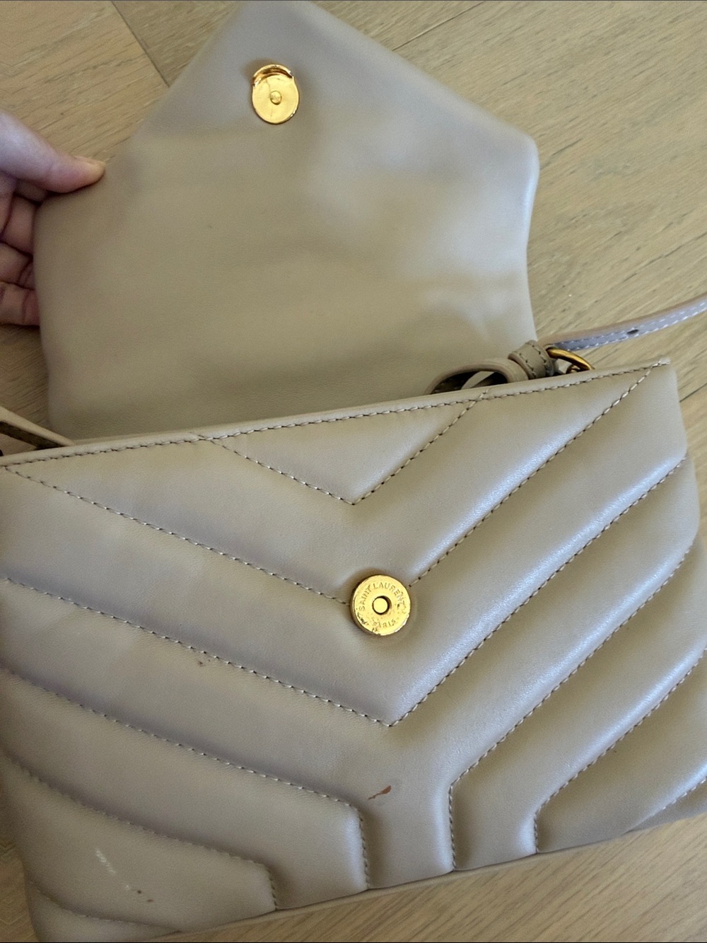 Lou small YSL bag in Quilted Leather- NOT original Look a Like! Flaw - Picture 5 of 9